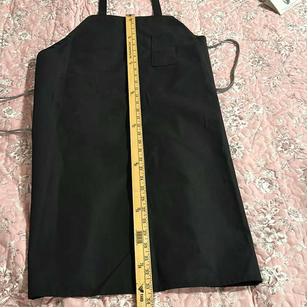 Black Chef Apron - Picture 8 of 9